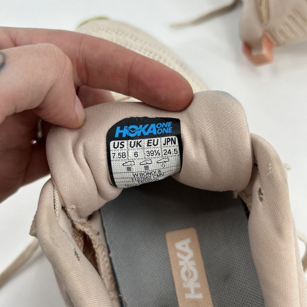 Hoka One One Bondi 8 Sneaker Womens Size 7.5B Cream Vanilla Used - Picture 7 of 9